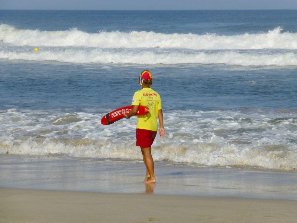 海水浴場のライフセーバー